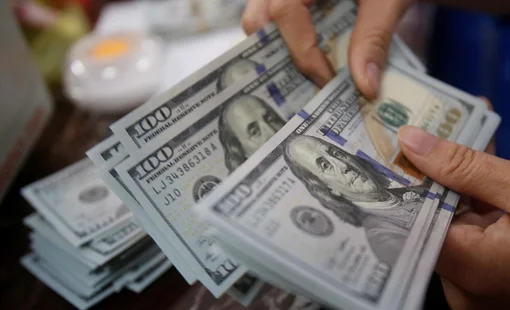 Tỷ giá ngoại tệ hôm nay 19/8: Đồng USD đi ngang, tỷ giá trung tâm giảm 5 đồng