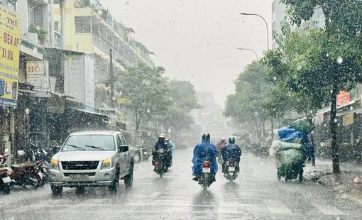 Thời tiết hôm nay 29/8: Bắc Bộ mưa dông, Trung Bộ nắng nóng gay gắt