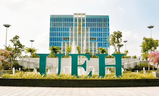 Điểm chuẩn ĐH Kinh tế TPHCM năm 2026