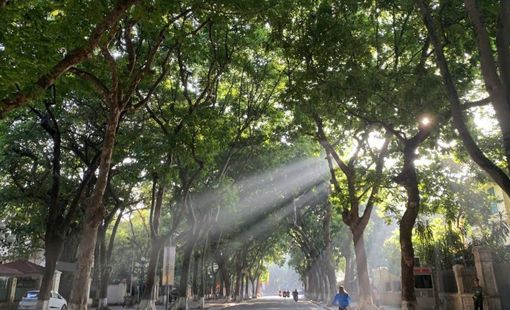 Thời tiết hôm nay 5/9: Bắc Bộ nắng nóng, Trung Bộ và Nam Bộ mưa dông
