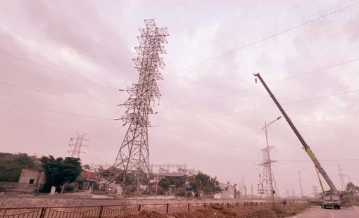 Đóng điện treo dây mạch 2 đường dây 220 kV Bắc Giang - Lạng Sơn