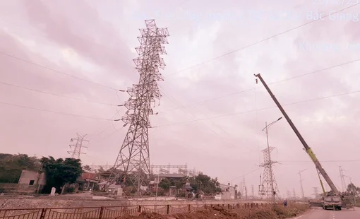 Đóng điện treo dây mạch 2 đường dây 220 kV Bắc Giang - Lạng Sơn