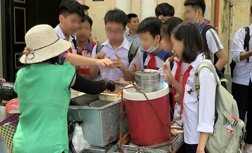 Bán chất gây nghiện, thực phẩm không bảo đảm an toàn cho trẻ em bị phạt tới 40 triệu đồng