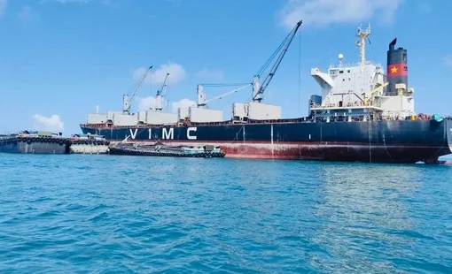 Huy động thêm tàu vận tải cỡ lớn chở dầu từ Vịnh Ba Tư về Việt Nam