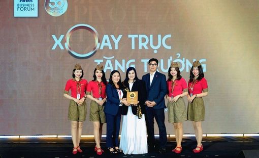 Forbes vinh danh Vietjet trong TOP 50 công ty niêm yết tốt nhất Việt Nam 2025