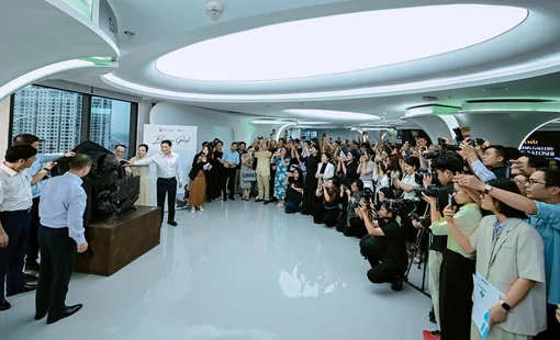 Blockchain Gallery và Tượng Satoshi: Điểm đến văn hoá - công nghệ mới tại Hà Nội