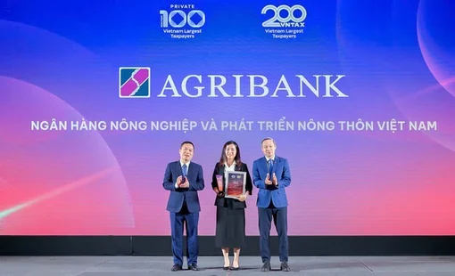 Khẳng định vai trò trụ cột, Agribank vào Top 20 doanh nghiệp nộp ngân sách hàng đầu