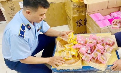 Đà Nẵng, Khánh Hòa tăng cường kiểm tra thị trường bánh Trung thu