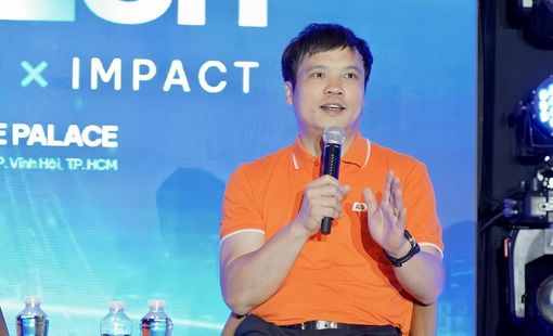 Triển khai AI để nâng tầm con người, chứ không phải thay thế