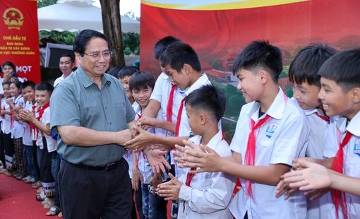 Thủ tướng dự lễ khởi công ngôi trường tại xã vùng núi cao biên giới Thanh Hóa
