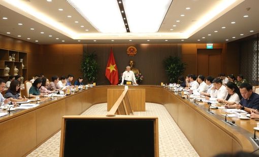 Xây dựng dự thảo các nghị định về Trung tâm tài chính quốc tế: Phải bảo đảm chất lượng tốt nhất