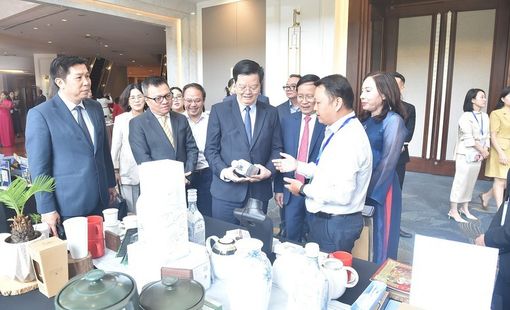 Vinh danh các nữ doanh nhân Việt Nam tiêu biểu Bông Hồng Vàng năm 2025