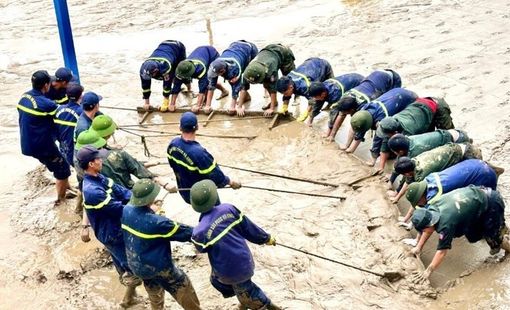 Thủ tướng chỉ đạo tập trung khắc phục nhanh hậu quả mưa lũ tại khu vực Trung Bộ
