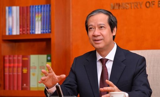 Giữ tôn nghiêm trong giáo dục: “Thầy ra thầy, trò ra trò”