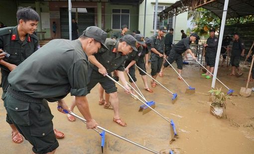 Tập trung khắc phục hậu quả, khôi phục sản xuất kinh doanh, ổn định đời sống Nhân dân sau mưa lũ