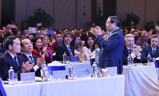 Thủ tướng dự các hoạt động tâm điểm tại Diễn đàn Kinh tế mùa Thu