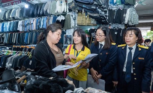 Đề xuất nâng ngưỡng miễn thuế cho hộ kinh doanh lên 500 triệu đồng/năm