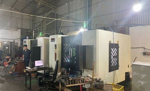 Khởi tố hai vụ buôn lậu máy móc đã qua sử dụng với giá trị hàng chục tỉ đồng
