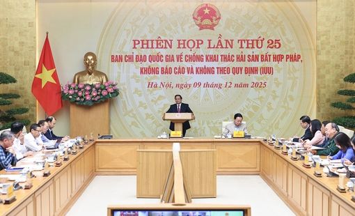Thủ tướng: Phải thực hiện mục tiêu kép chống khai thác IUU và phát triển nghề cá bền vững