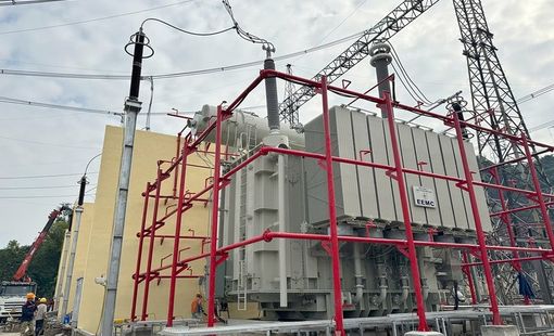 Đóng điện dự án Nâng công suất trạm biến áp 500 kV Hòa Bình