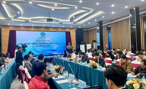 Xuất khẩu Việt Nam trước yêu cầu đổi mới mô hình tăng trưởng