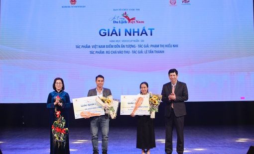 Trao giải Cuộc thi sáng tạo video clip 'Ấn tượng Du lịch Việt Nam'