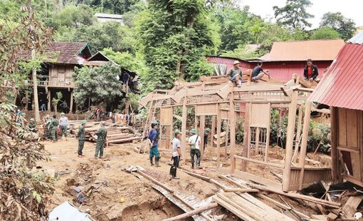 Thủ tướng yêu cầu tập trung khắc phục cơ sở hạ tầng, khôi phục sản xuất kinh doanh sau bão lũ tại khu vực Trung Bộ