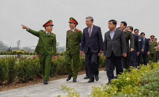Tổng Bí thư Tô Lâm thăm, làm việc tại Trung tâm Dữ liệu Quốc gia, Bộ Công an