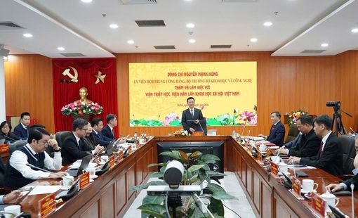 Nghiên cứu triết học về AI, triết học dữ liệu cho kỷ nguyên số