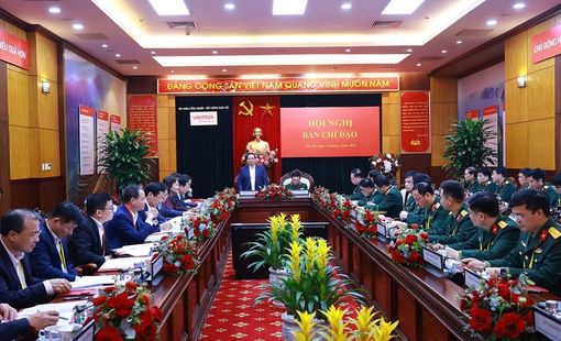 Thủ tướng Phạm Minh Chính chủ trì cuộc làm việc về phát triển công nghiệp quốc phòng