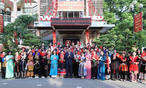 Chùm ảnh: Tưng bừng lễ khai giảng năm học mới 2025-2026 trên cả nước