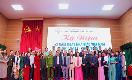 Trường Đại học Thành Đông kỷ niệm 43 năm Ngày Nhà giáo Việt Nam: Đẩy mạnh hợp tác doanh nghiệp và nâng cao hiệu quả tuyển sinh