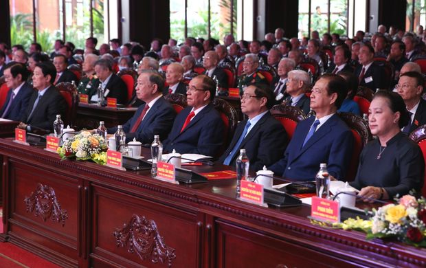 Chùm ảnh: Tổng Bí thư Tô Lâm gặp mặt các đồng chí lãnh đạo, nguyên lãnh đạo Đảng và Nhà nước, các ban, bộ, ngành