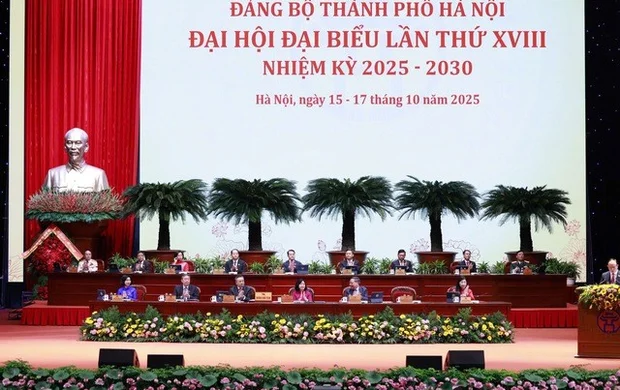 Chùm ảnh: Khai mạc Đại hội đại biểu Đảng bộ TP. Hà Nội lần thứ XVIII, nhiệm kỳ 2025-2030