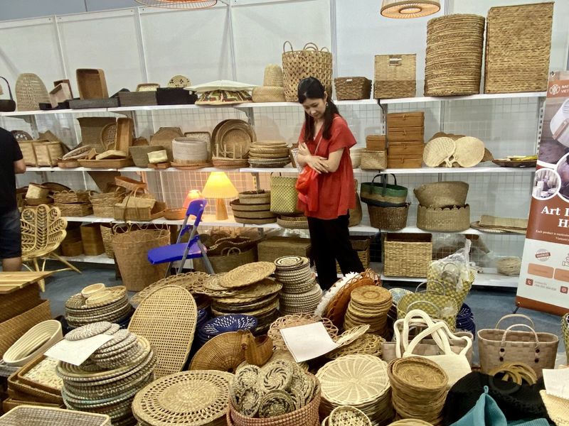 Phát triển thương hiệu cho sản phẩm công nghiệp nông thôn trong thời đại hội nhập