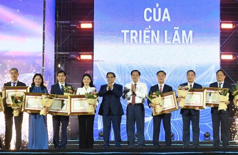 Triển lãm Thành tựu đất nước: Dấu ấn kỷ lục, thành tựu rạng ngời