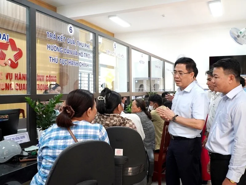 Chính quyền địa phương 2 cấp Quảng Ngãi: Quyết liệt số hóa, gỡ vướng tận nơi