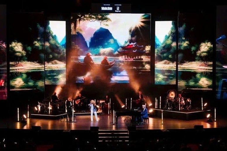 Hơn 4.000 khán giả Việt Nam chìm đắm trong 'Khu vườn bí mật' của Secret Garden