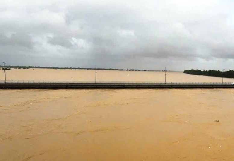 Lũ trên sông Thu Bồn đã vượt mốc lũ lịch sử năm 1964