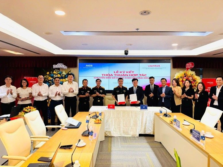 ACB hợp tác với Viettel để thúc đẩy chuyển đổi số cho doanh nghiệp và hộ kinh doanh