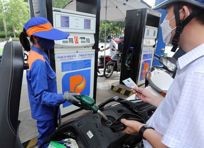 Kết luận số 14 của Bộ Chính trị về bảo đảm nguồn cung, giá nhiên liệu trong tình hình mới