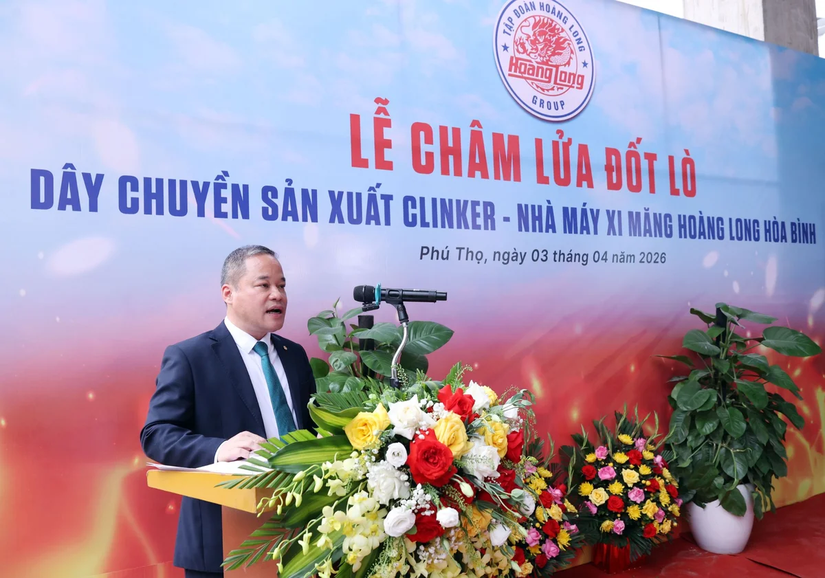 Ông Phan Văn Thịnh - Giám đốc ngân hàng BIDV chi nhánh Sơn Tây phát biểu